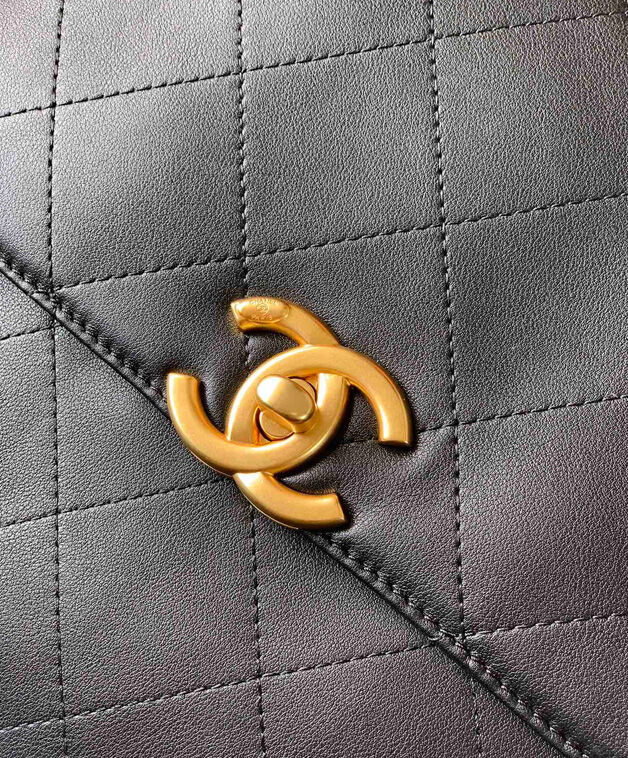 Chanel Maxi Flap Bag With Top Handle AS5543 Black